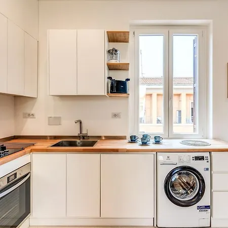 Апартаменты Borgo Vittorio 2 Bdr Vatican *