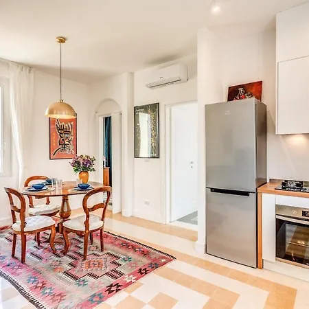 Апартаменты Borgo Vittorio 2 Bdr Vatican *